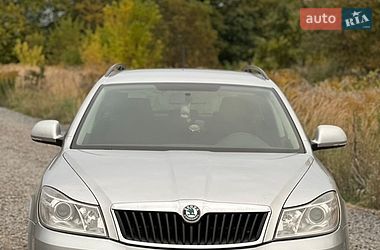 Универсал Skoda Octavia 2012 в Бродах
