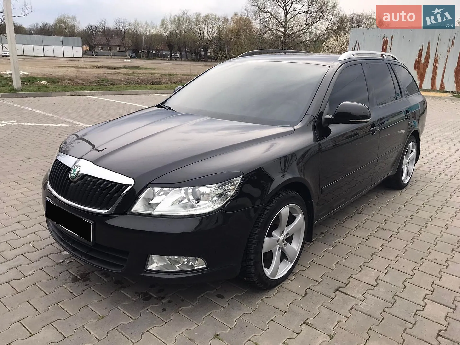 2011 Skoda Octavia - мініатюра 2