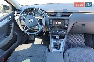 Универсал Skoda Octavia 2015 в Львове
