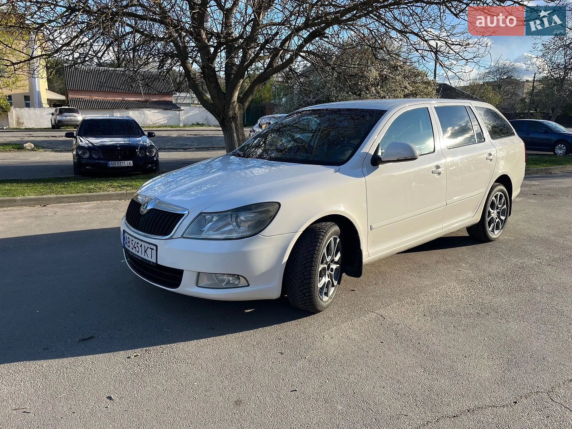 2010 Skoda Octavia - мініатюра 4