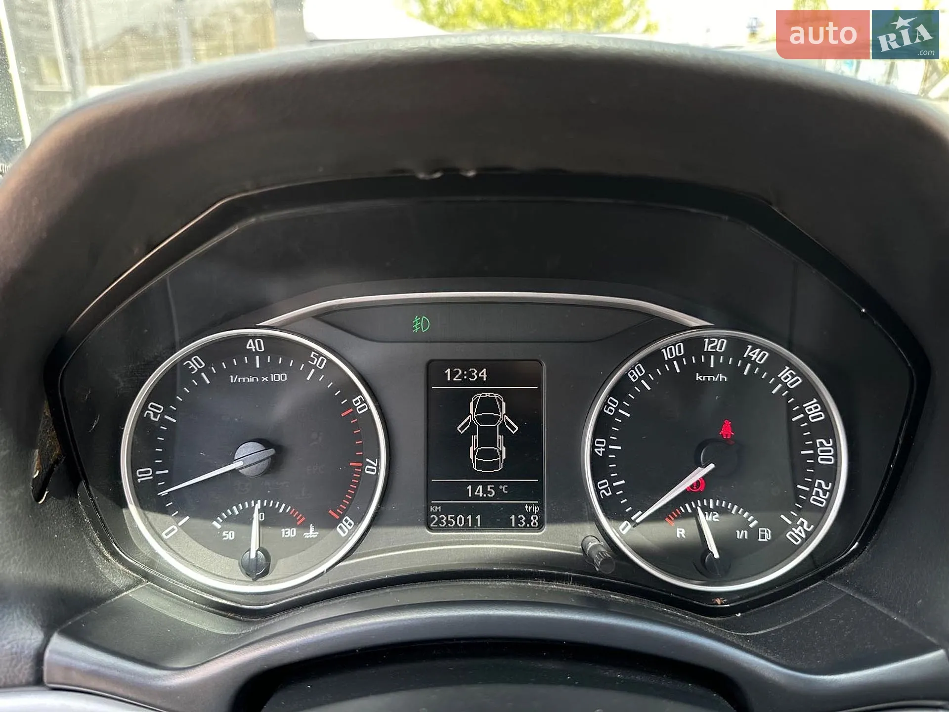 2010 Skoda Octavia - мініатюра 28