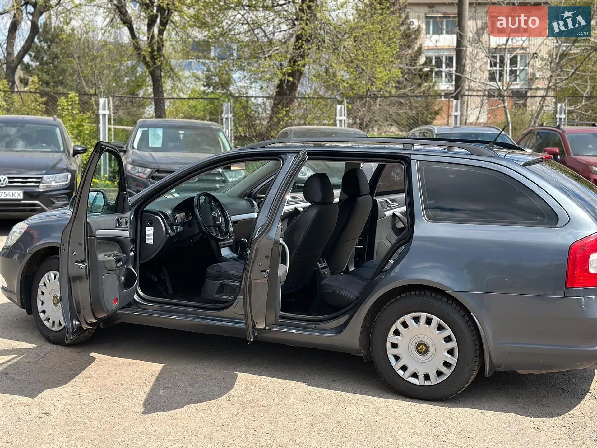 2010 Skoda Octavia - мініатюра 33
