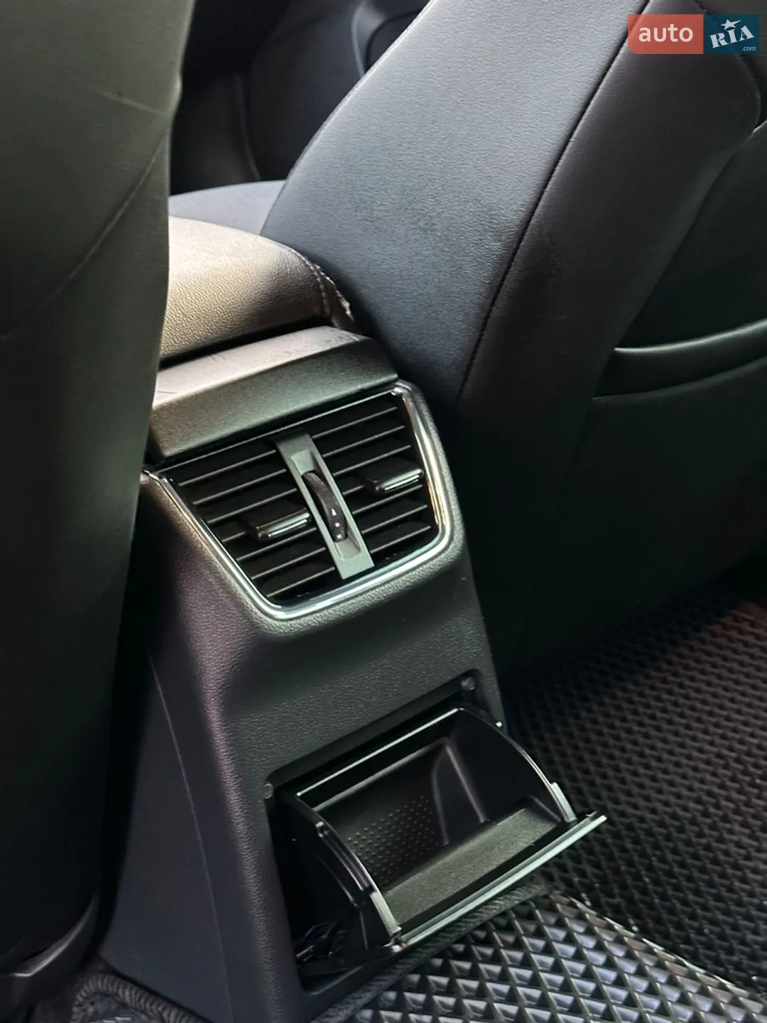 2018 Skoda Octavia - мініатюра 21