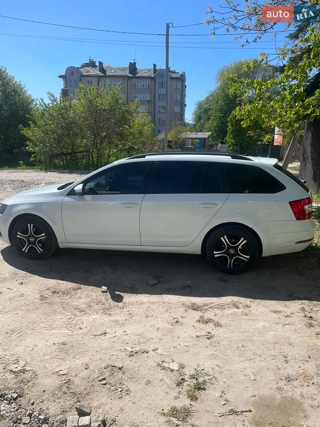 2017 Skoda Octavia - мініатюра 3