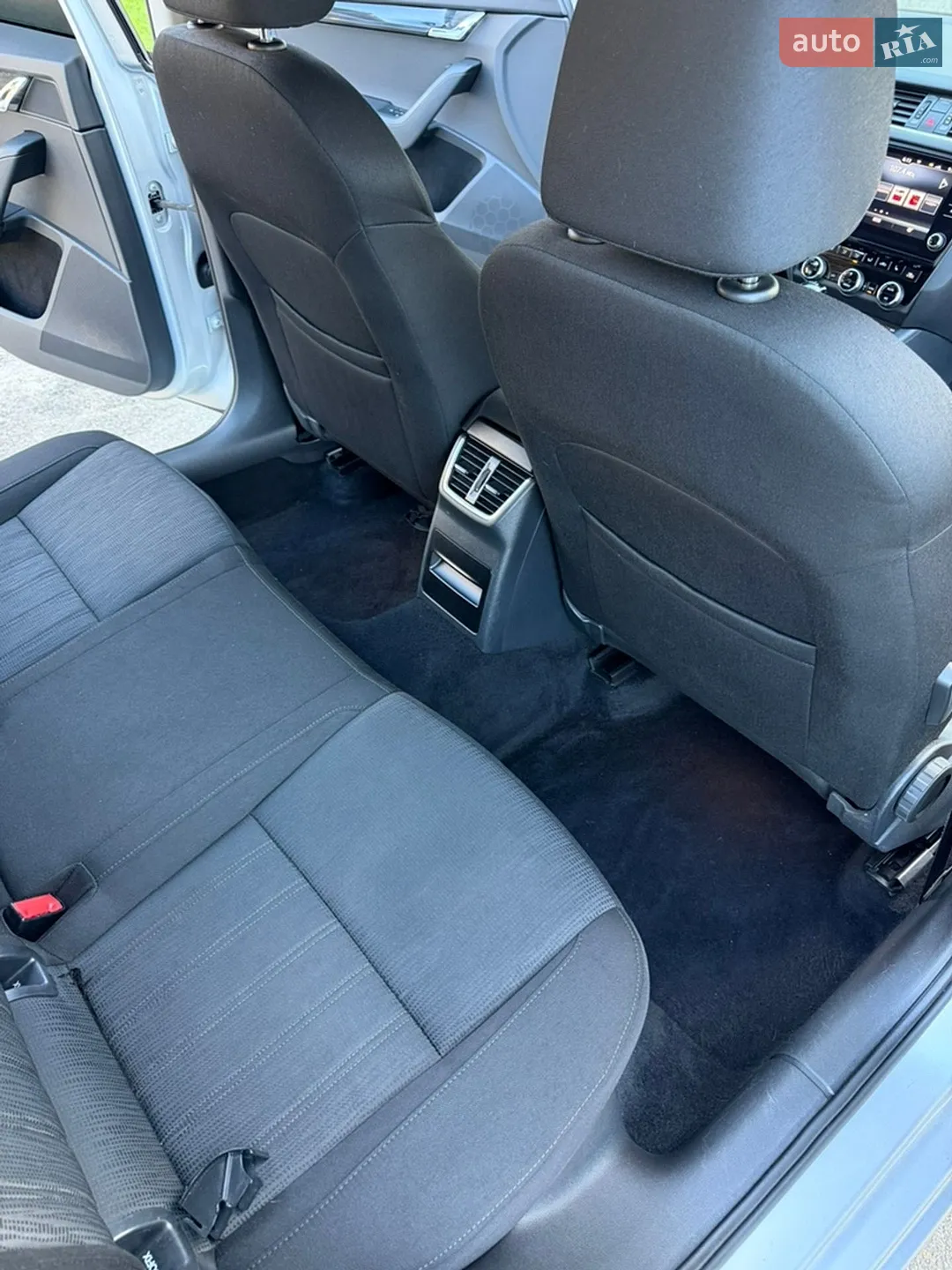 2017 Skoda Octavia - мініатюра 9
