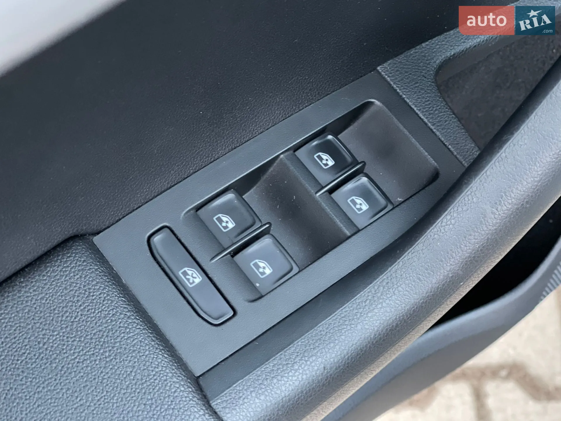 2019 Skoda Octavia - мініатюра 35