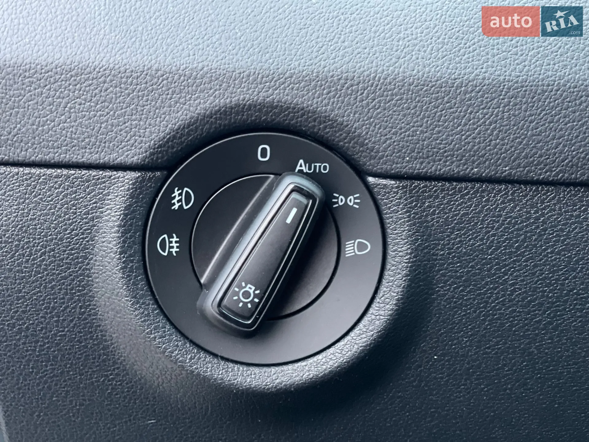 2019 Skoda Octavia - мініатюра 32