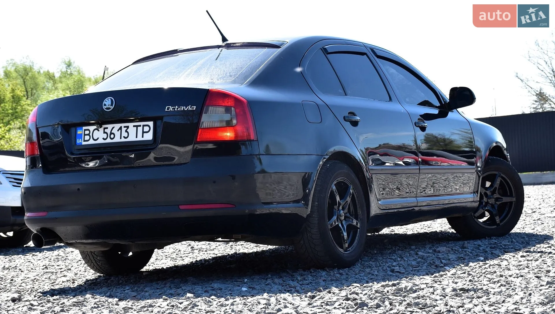 2011 Skoda Octavia - мініатюра 12