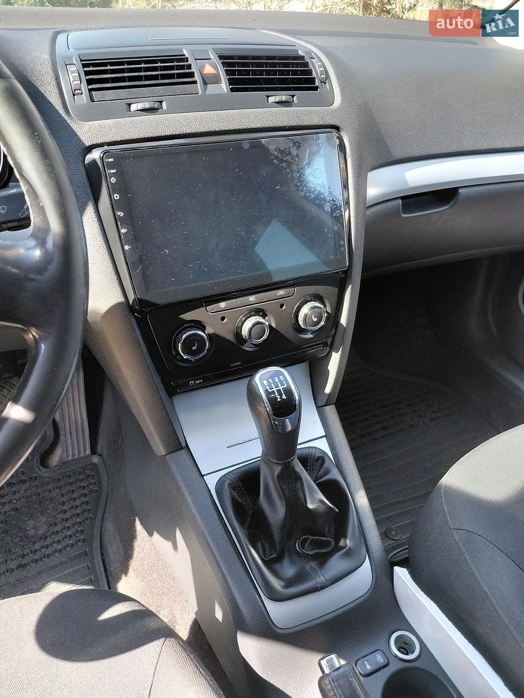 2011 Skoda Octavia - мініатюра 8