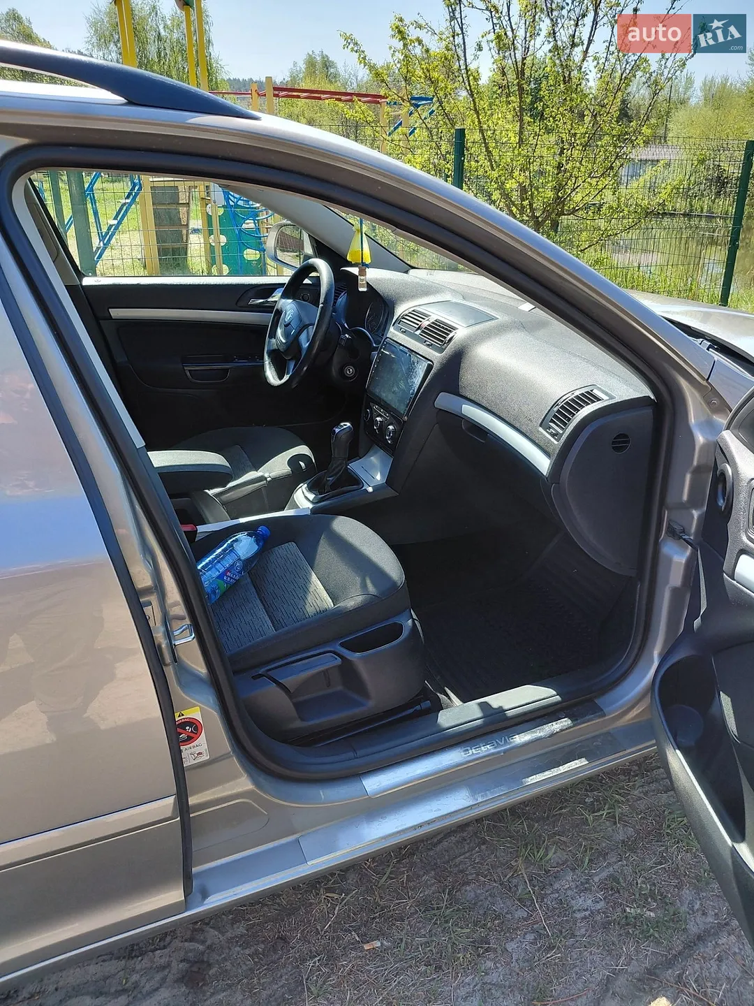 2011 Skoda Octavia - мініатюра 10