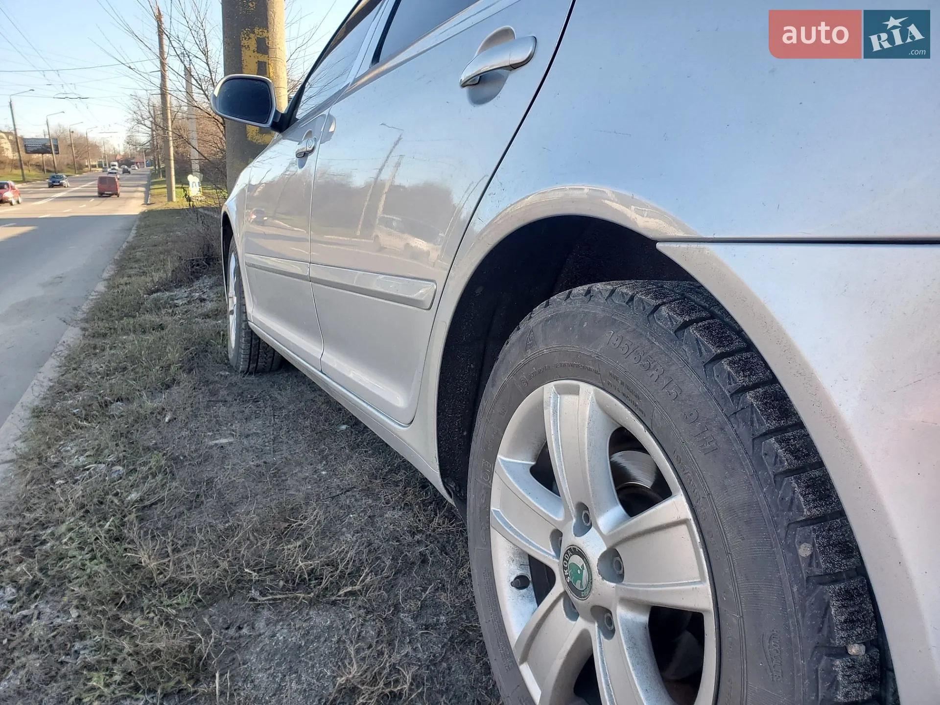 2010 Skoda Octavia - мініатюра 2