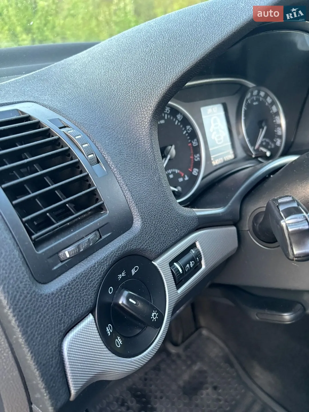 2011 Skoda Octavia - мініатюра 20