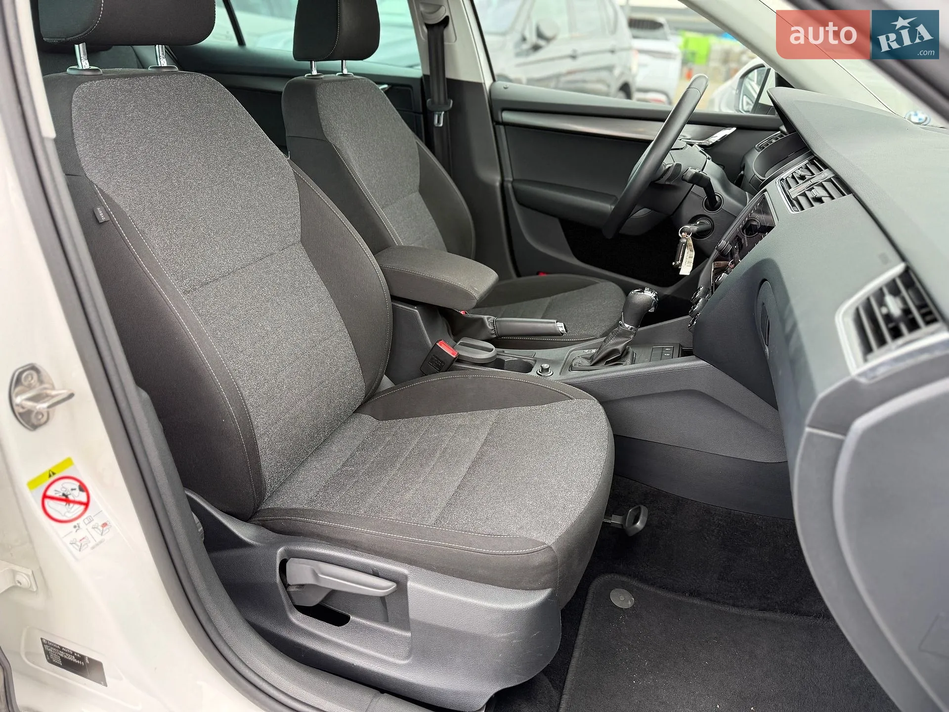 2019 Skoda Octavia - мініатюра 9
