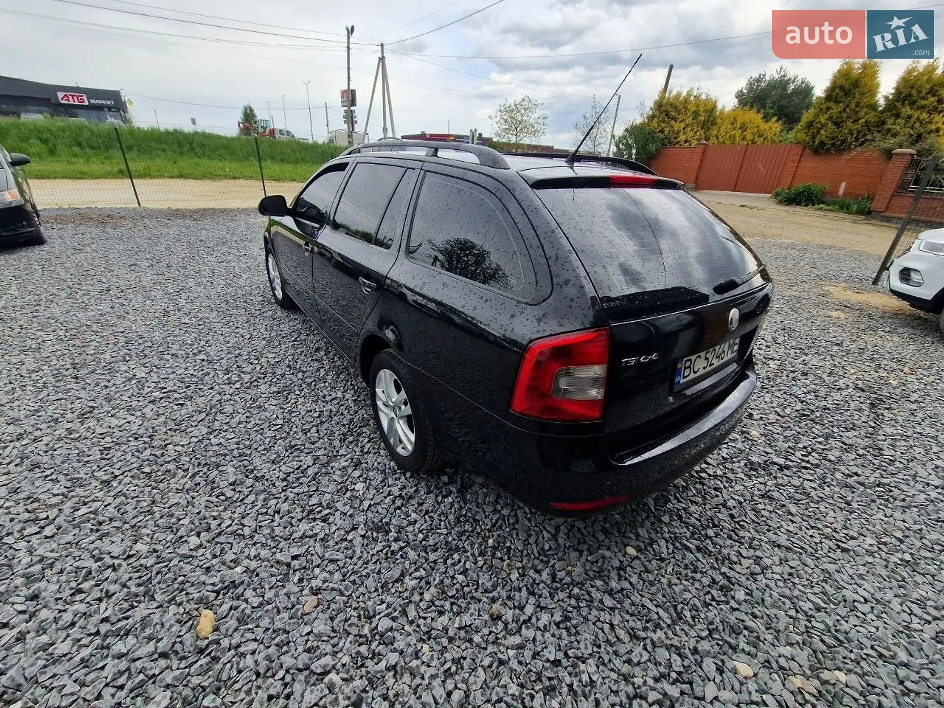 2010 Skoda Octavia - мініатюра 17