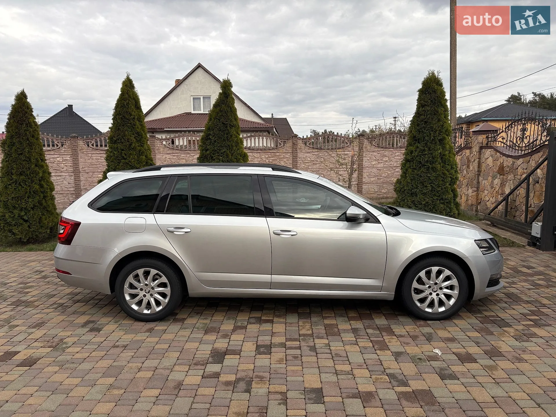 2017 Skoda Octavia - мініатюра 8