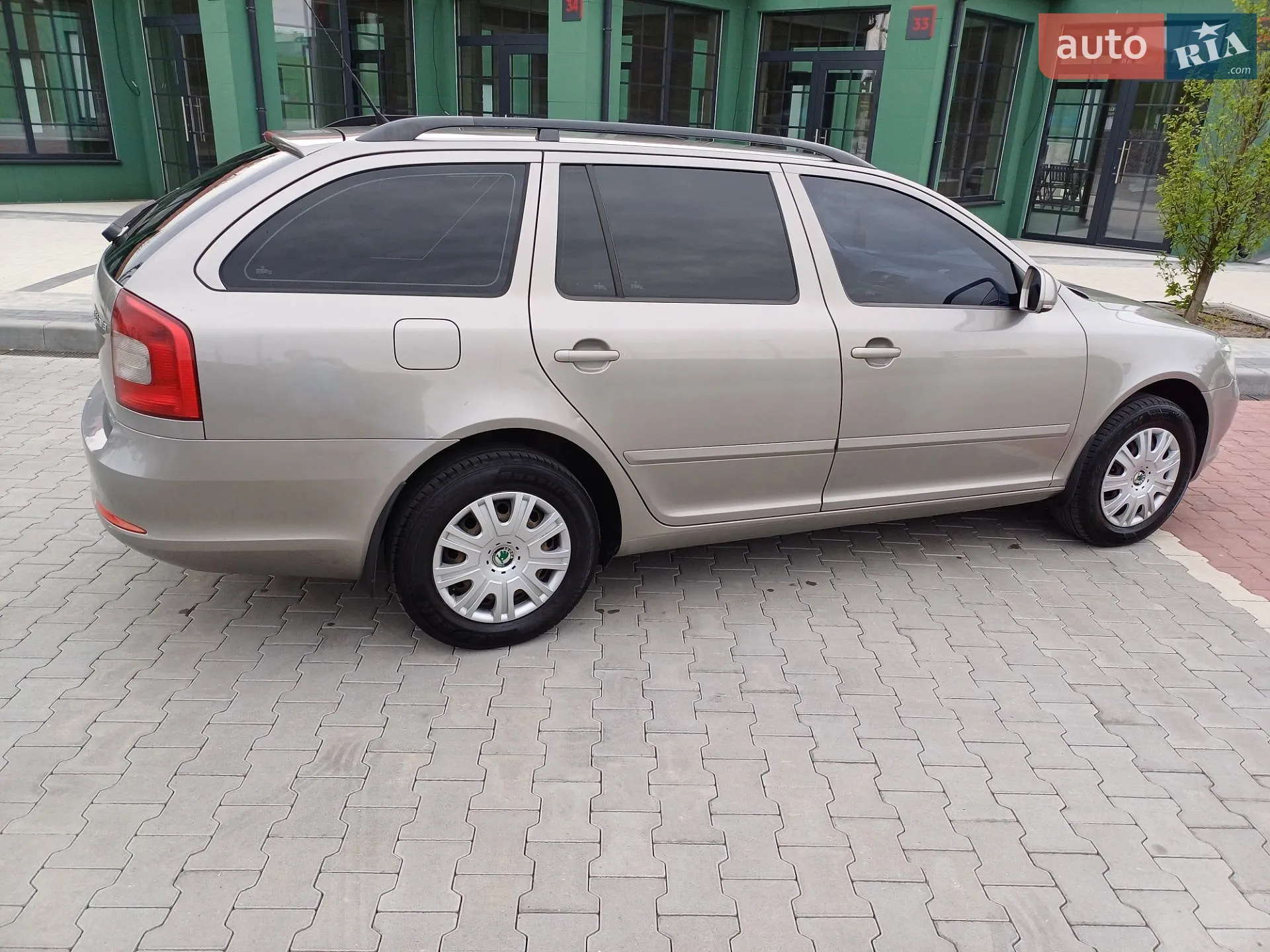 2010 Skoda Octavia - мініатюра 7