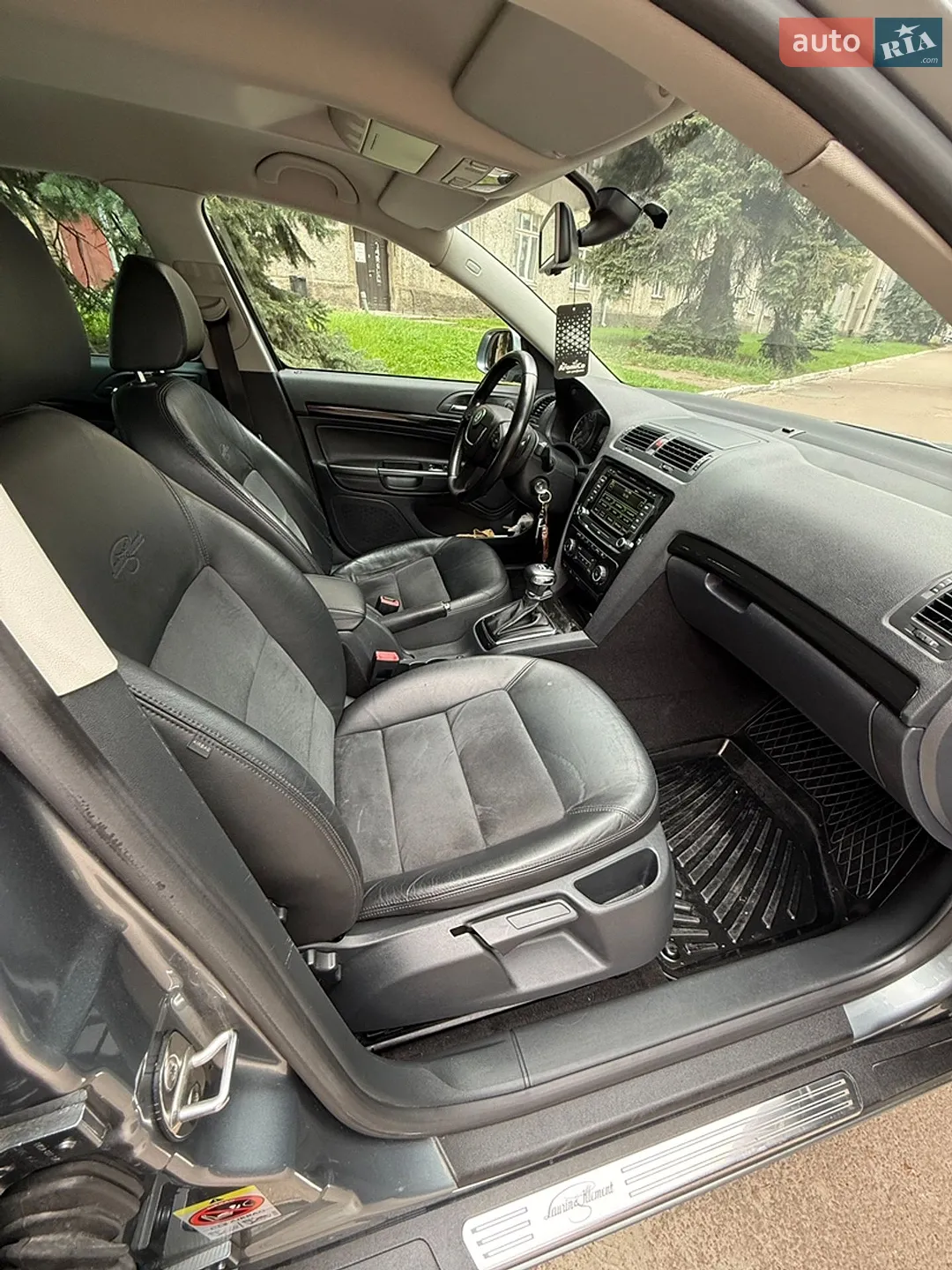 2011 Skoda Octavia - мініатюра 27