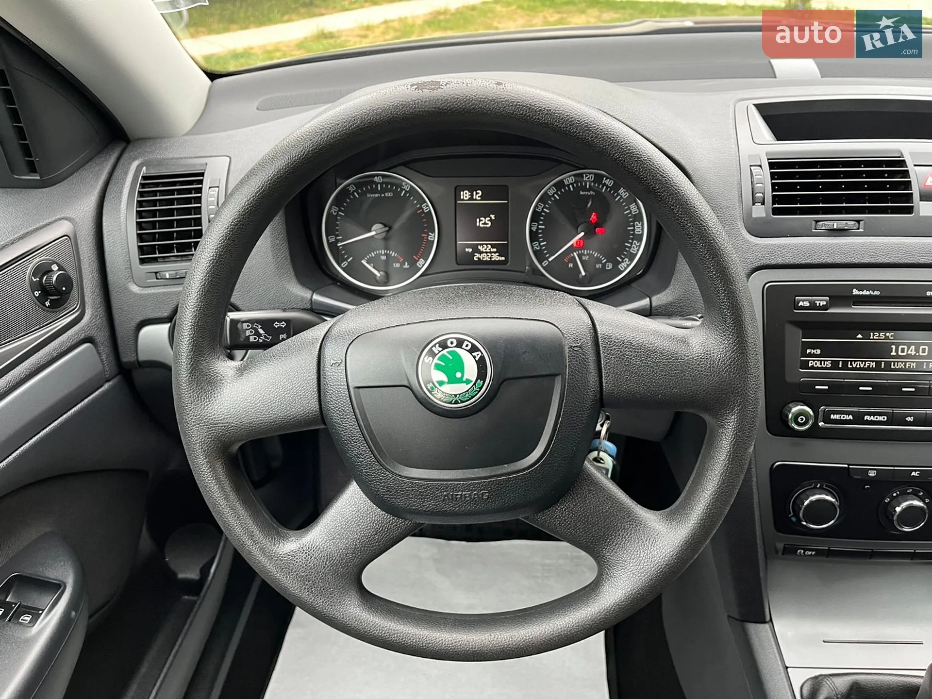 2011 Skoda Octavia - мініатюра 77