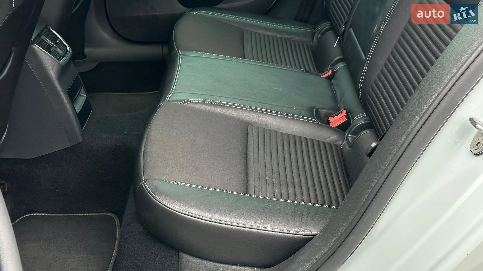 2015 Skoda Octavia - мініатюра 85