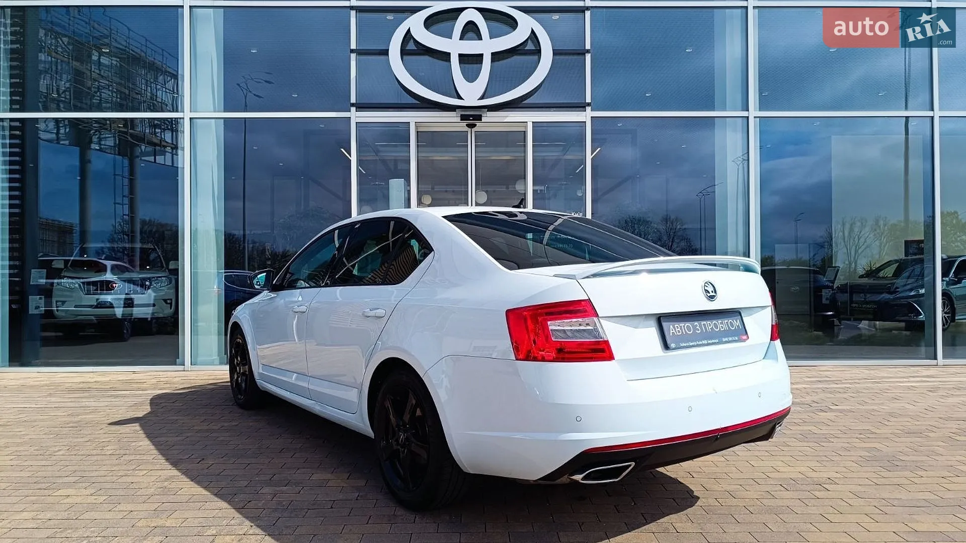 2015 Skoda Octavia - мініатюра 2