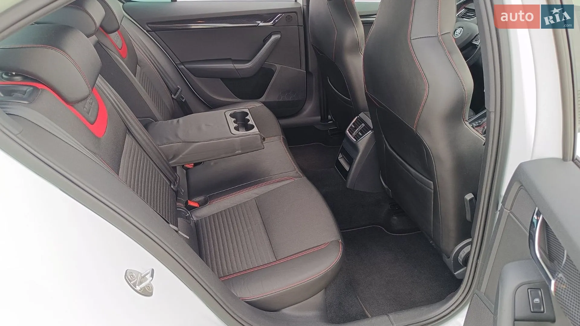 2015 Skoda Octavia - мініатюра 7
