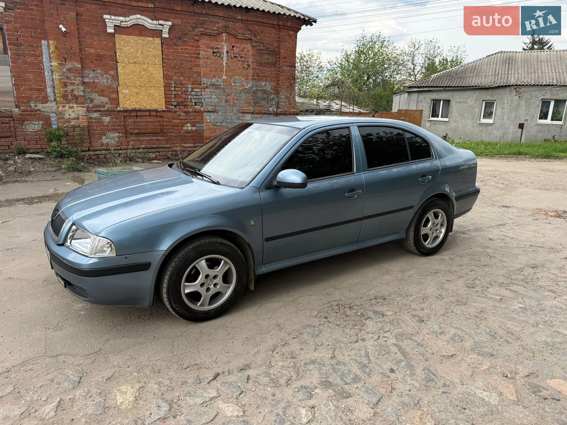 2010 Skoda Octavia - мініатюра 2