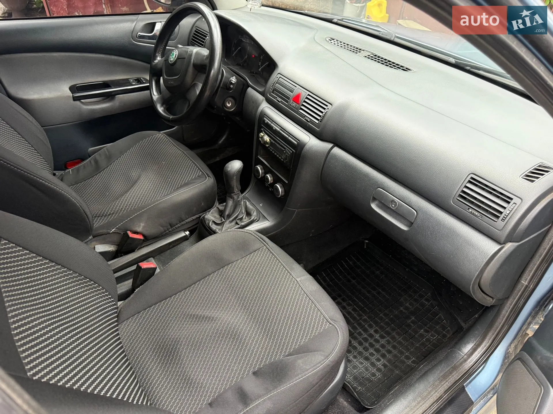 2010 Skoda Octavia - мініатюра 14