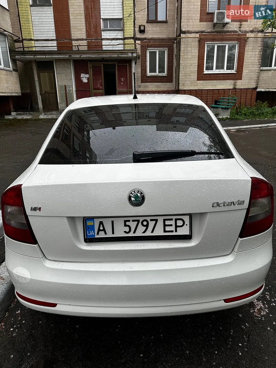 2011 Skoda Octavia - мініатюра 2