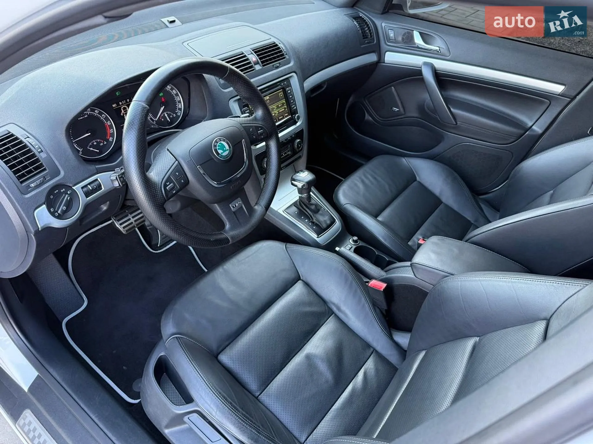 2010 Skoda Octavia - мініатюра 21