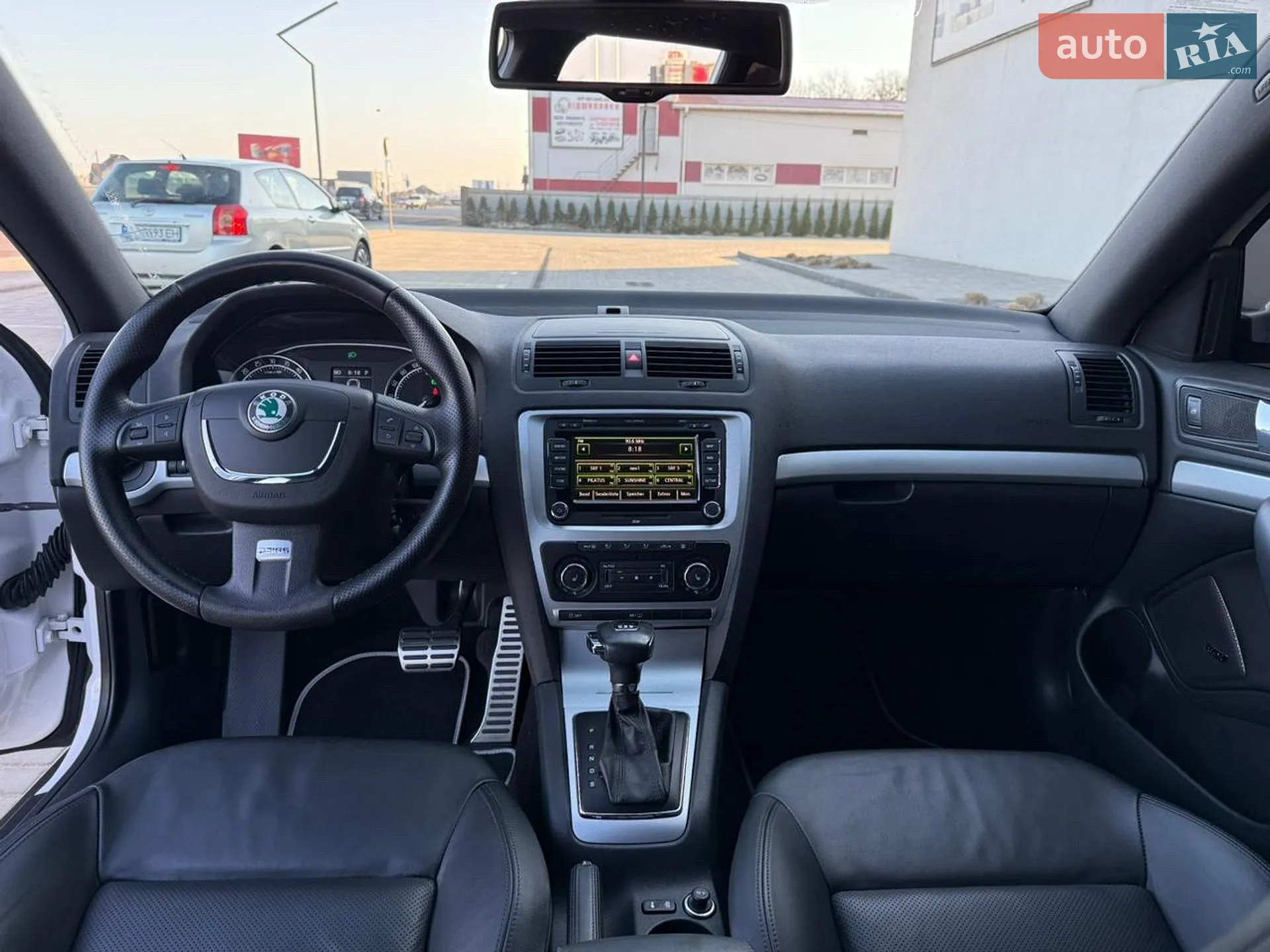 2010 Skoda Octavia - мініатюра 31