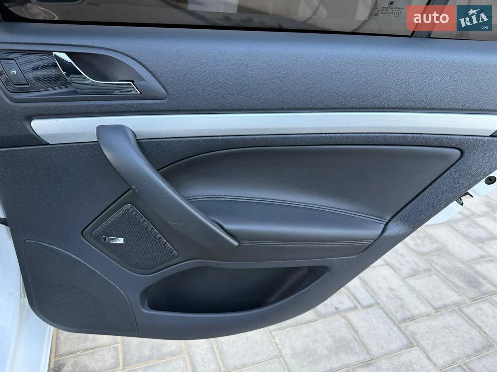 2010 Skoda Octavia - мініатюра 35