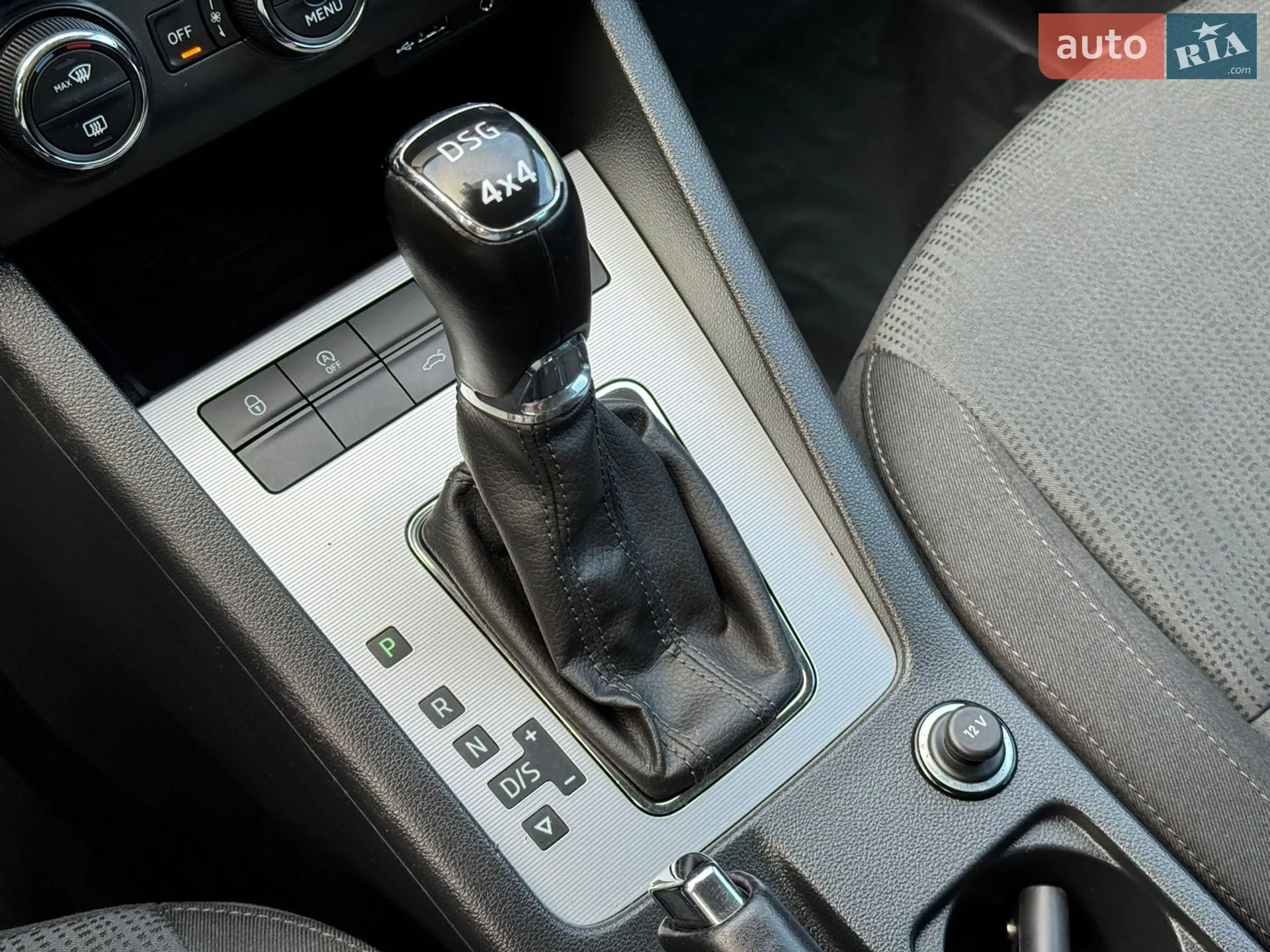 2016 Skoda Octavia - мініатюра 33