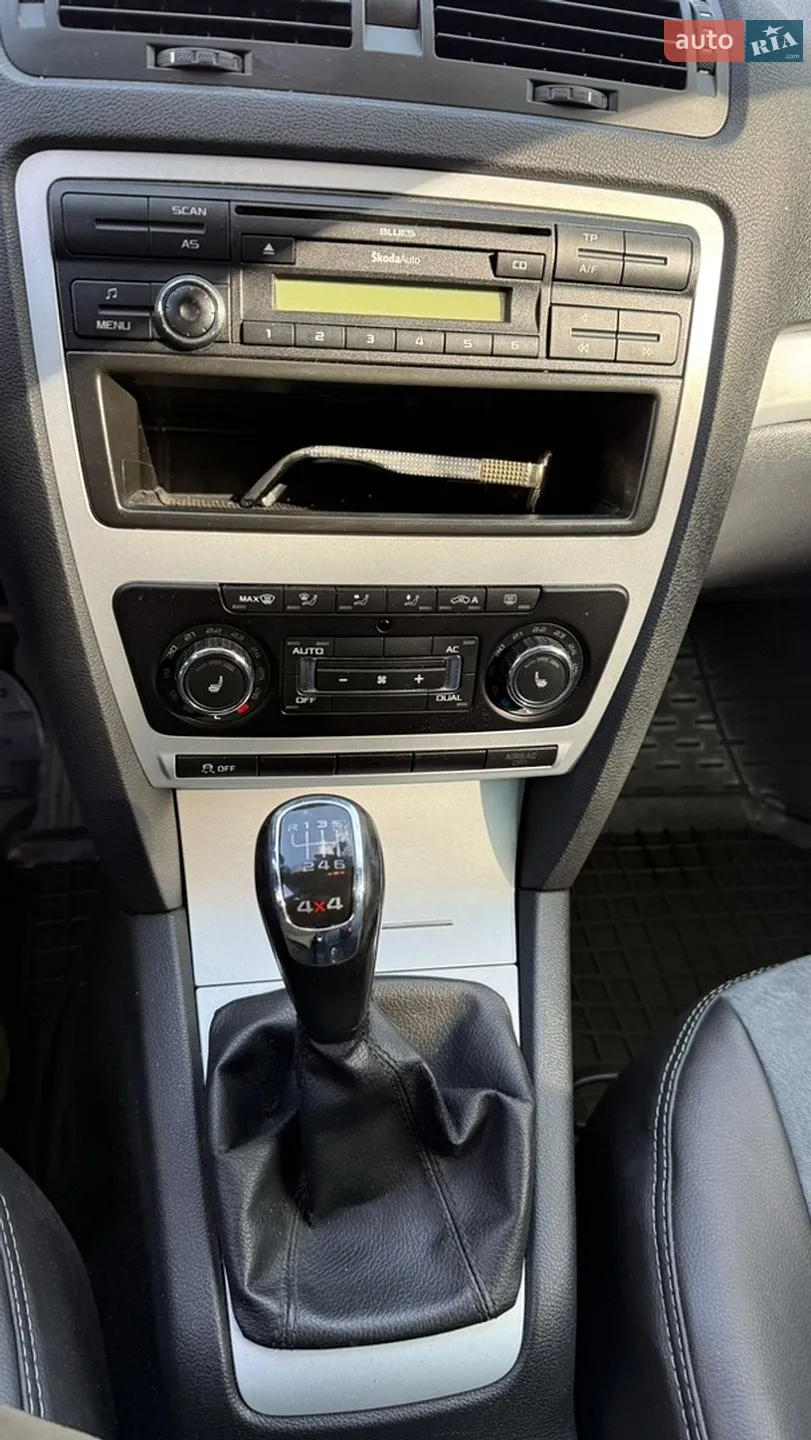 2011 Skoda Octavia - мініатюра 9