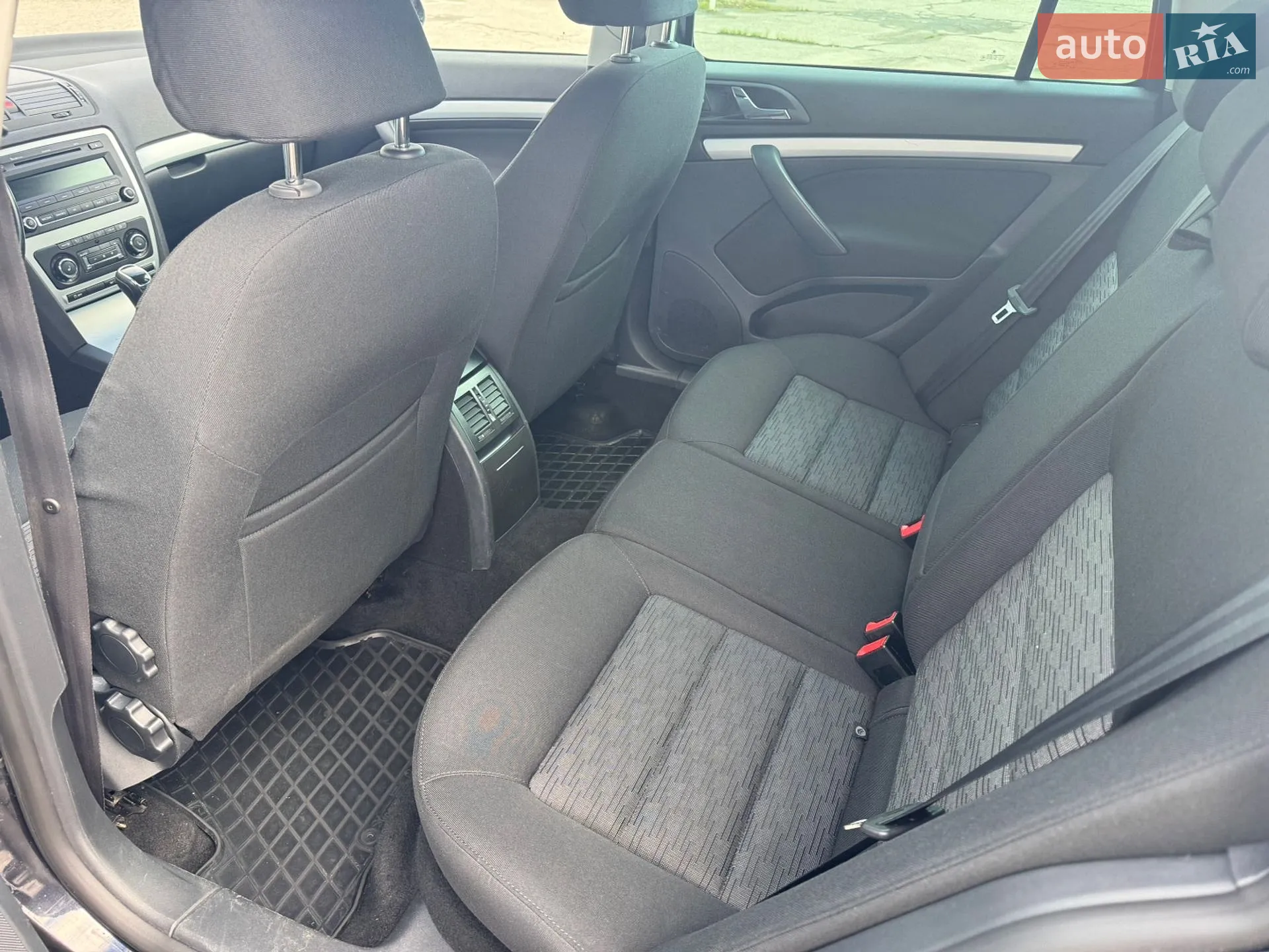 2011 Skoda Octavia - мініатюра 18