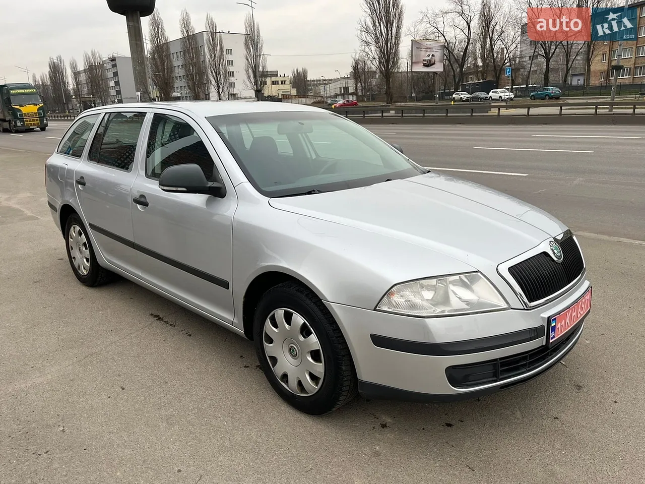 2010 Skoda Octavia - мініатюра 16