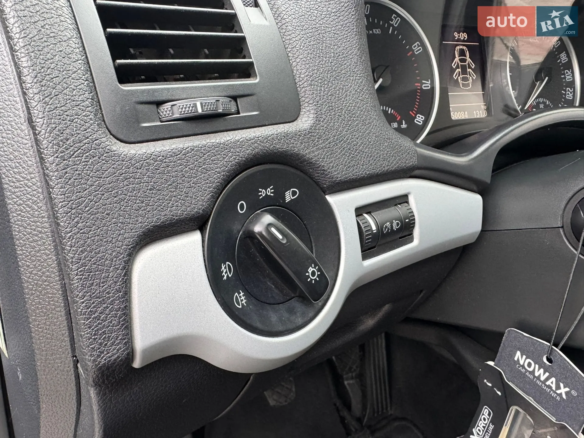 2011 Skoda Octavia - мініатюра 32