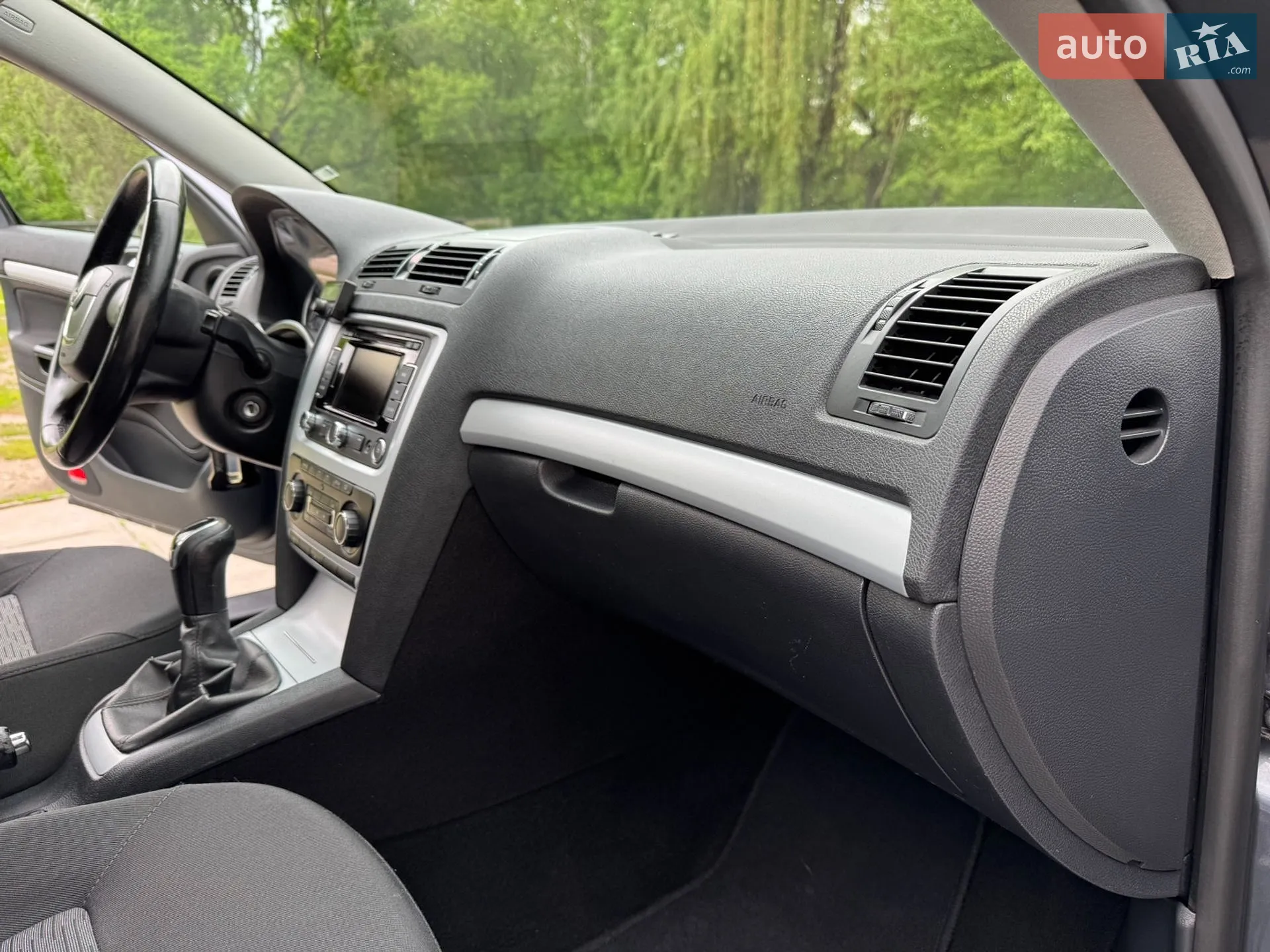 2011 Skoda Octavia - мініатюра 51