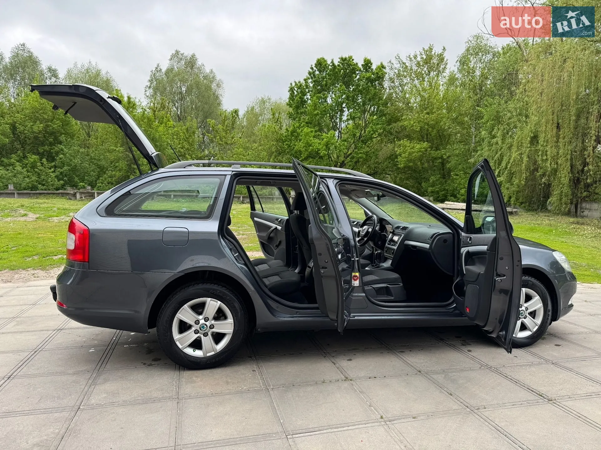 2011 Skoda Octavia - мініатюра 9