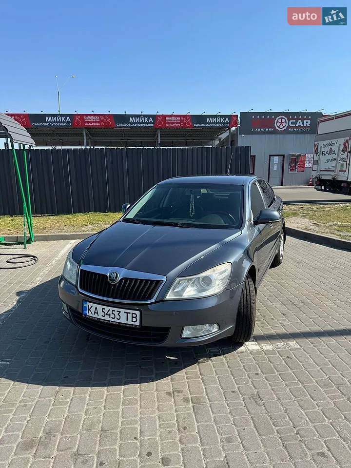 2010 Skoda Octavia - мініатюра 37