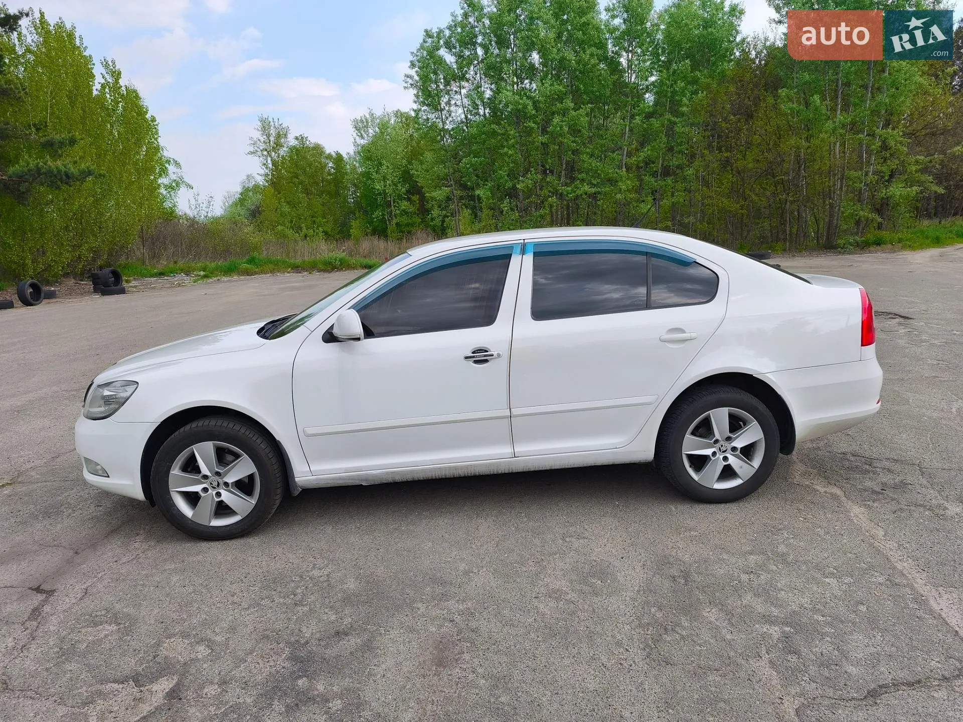 2011 Skoda Octavia - мініатюра 13