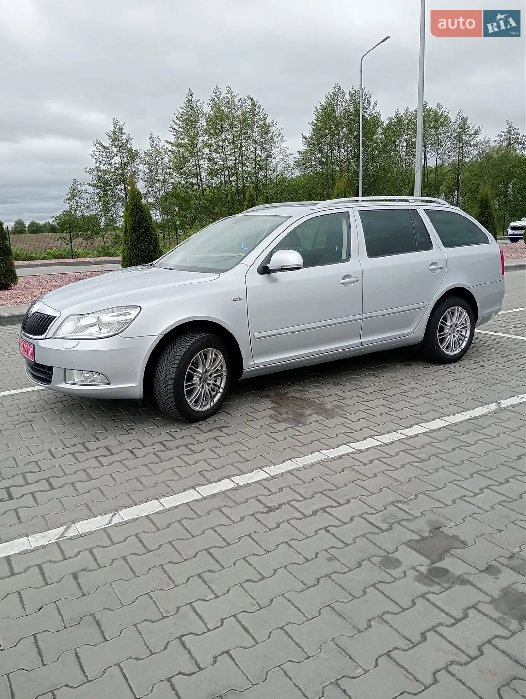2010 Skoda Octavia - мініатюра 8