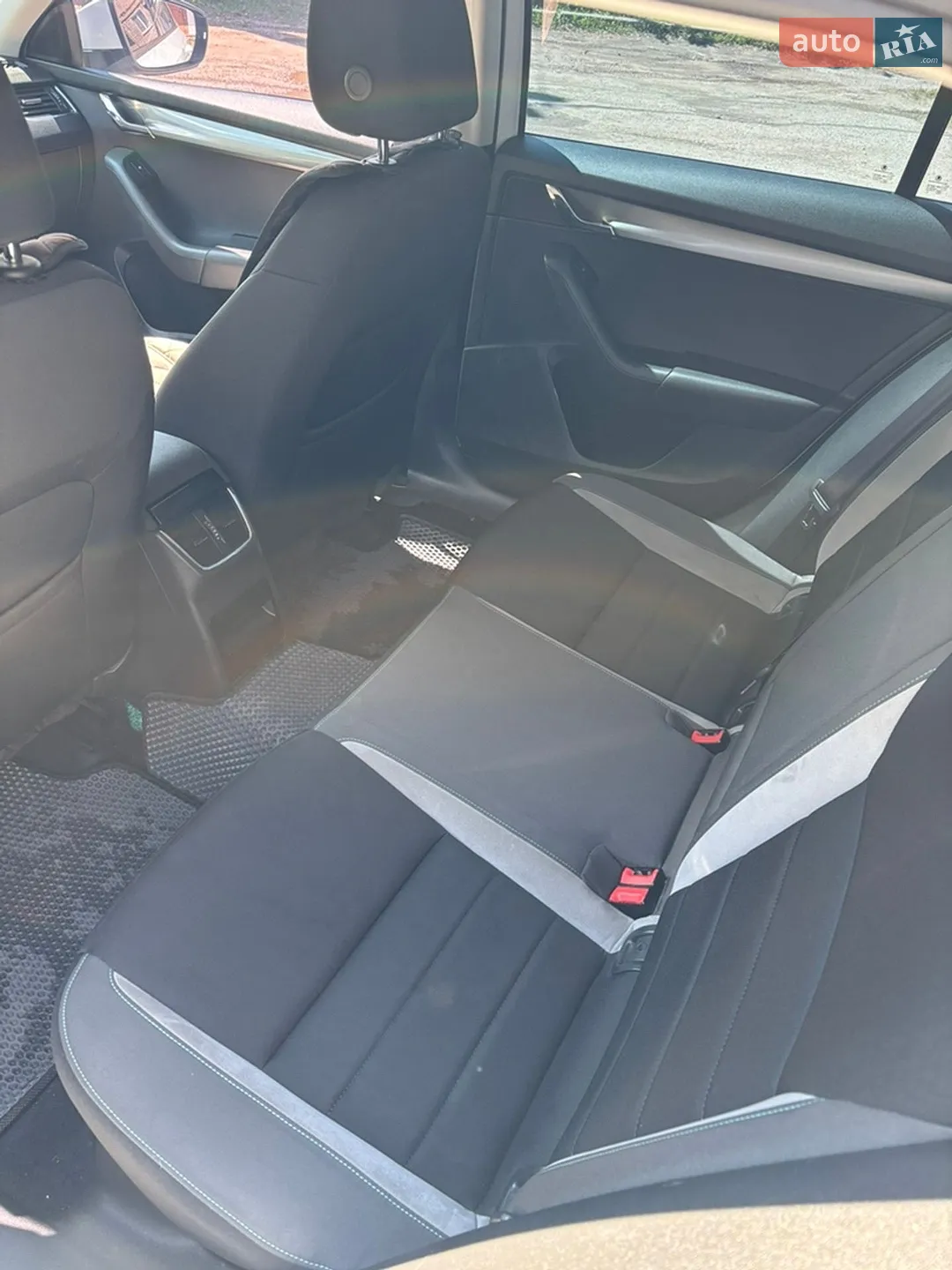 2016 Skoda Octavia - мініатюра 5