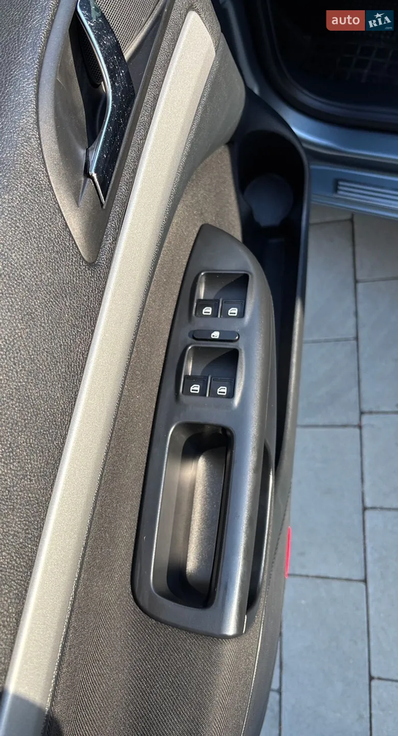 2012 Skoda Octavia - мініатюра 23