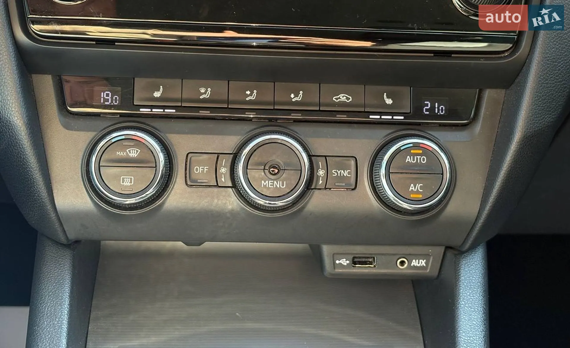 2016 Skoda Octavia - мініатюра 19