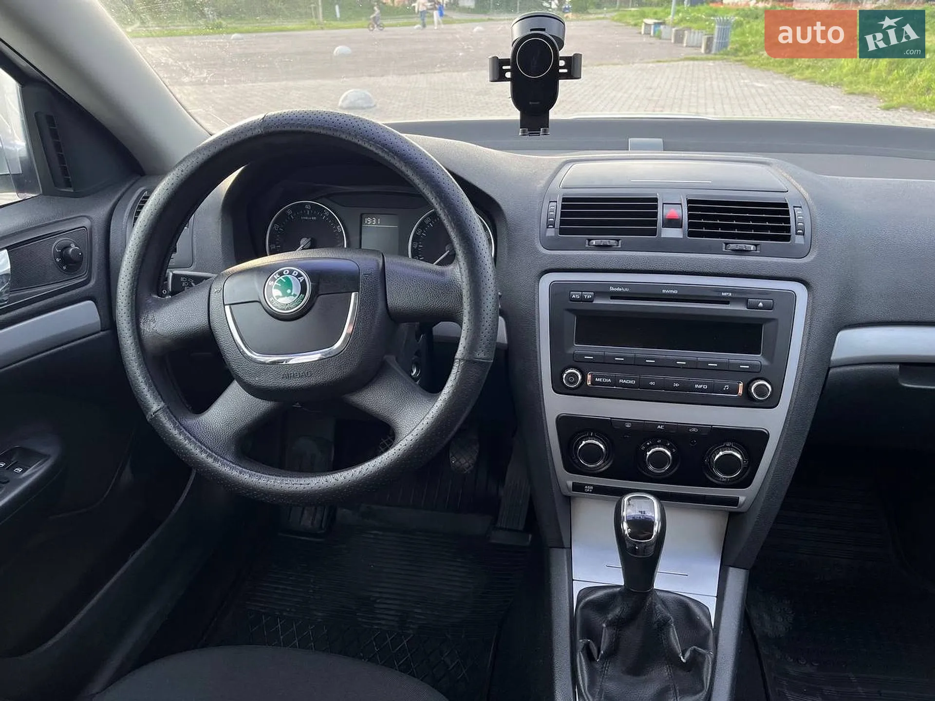 2012 Skoda Octavia - мініатюра 21