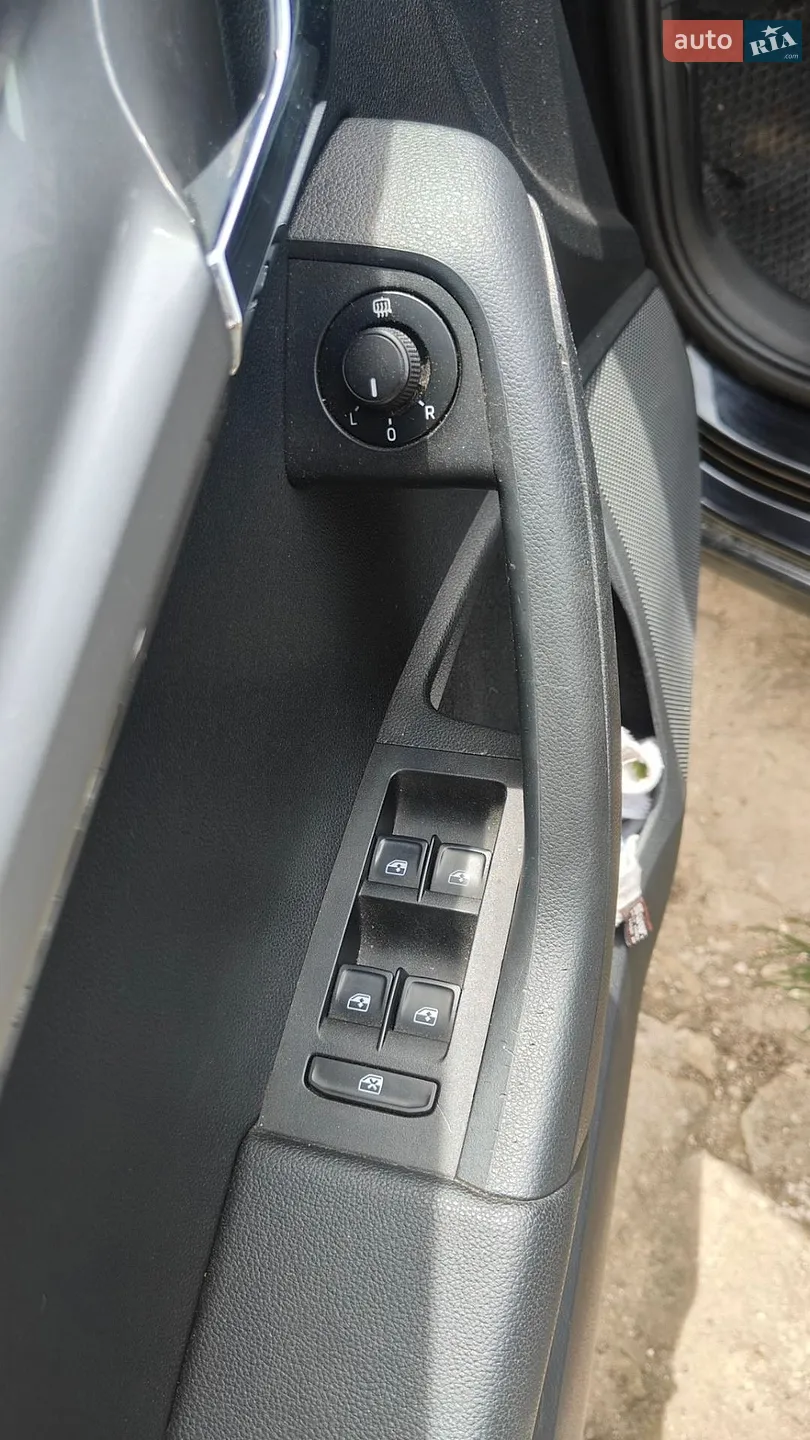 2016 Skoda Octavia - мініатюра 7