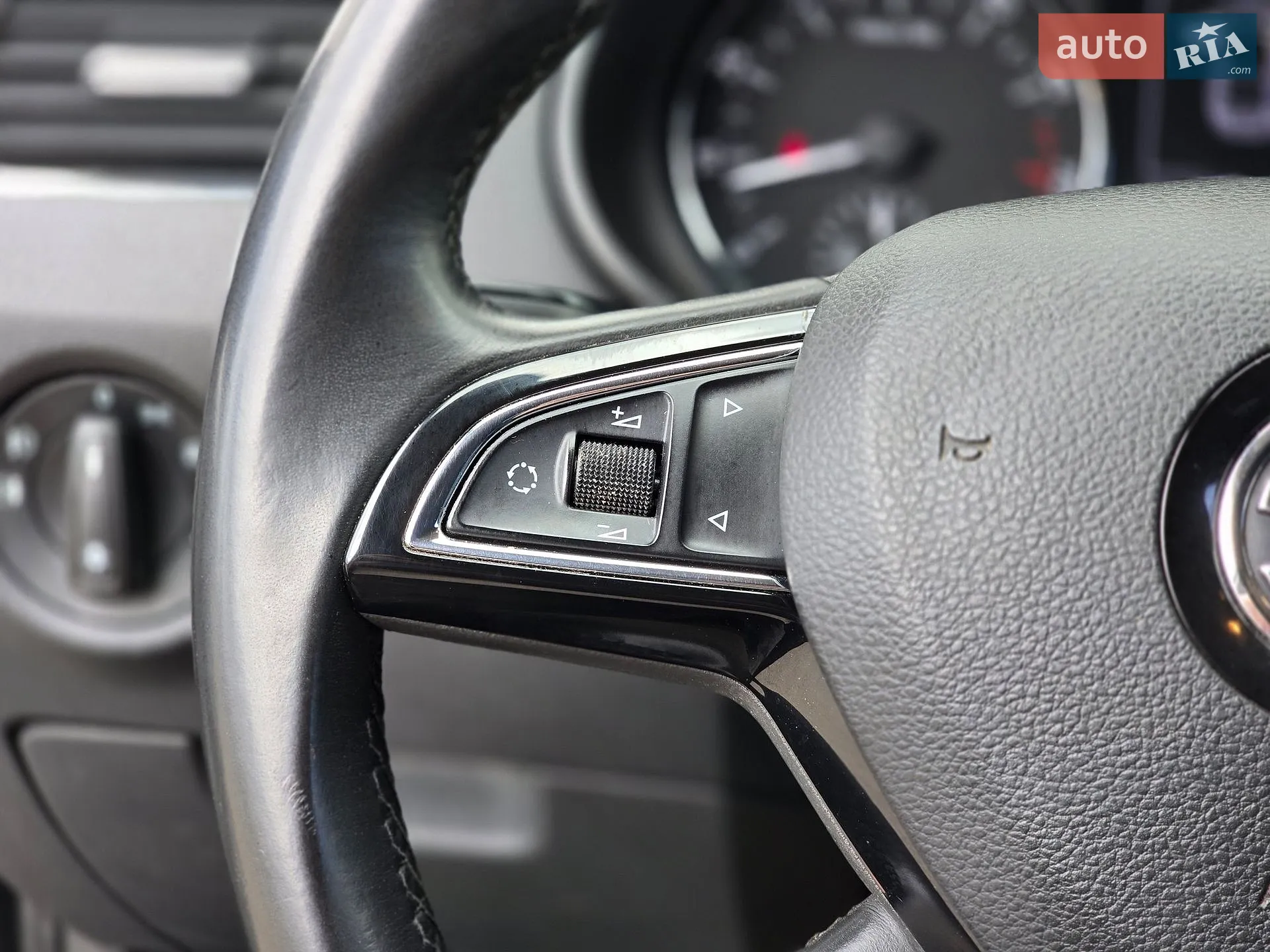2015 Skoda Octavia - мініатюра 35