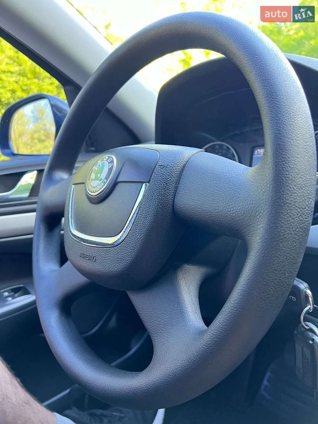 2010 Skoda Octavia - мініатюра 31