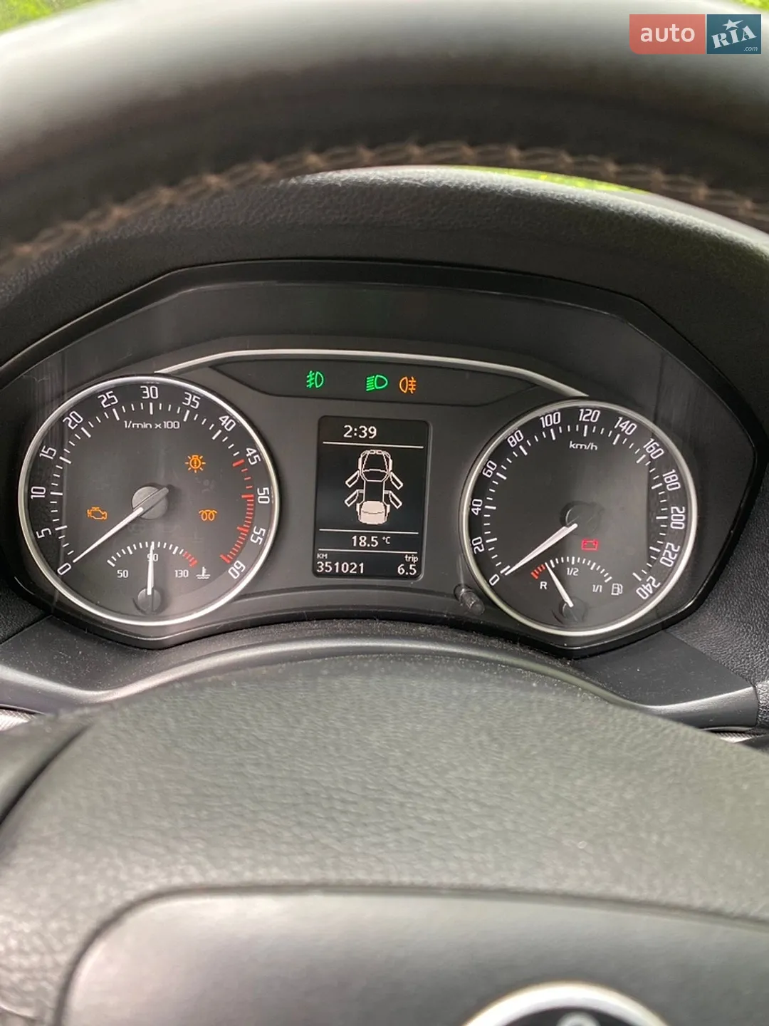 2010 Skoda Octavia - мініатюра 14