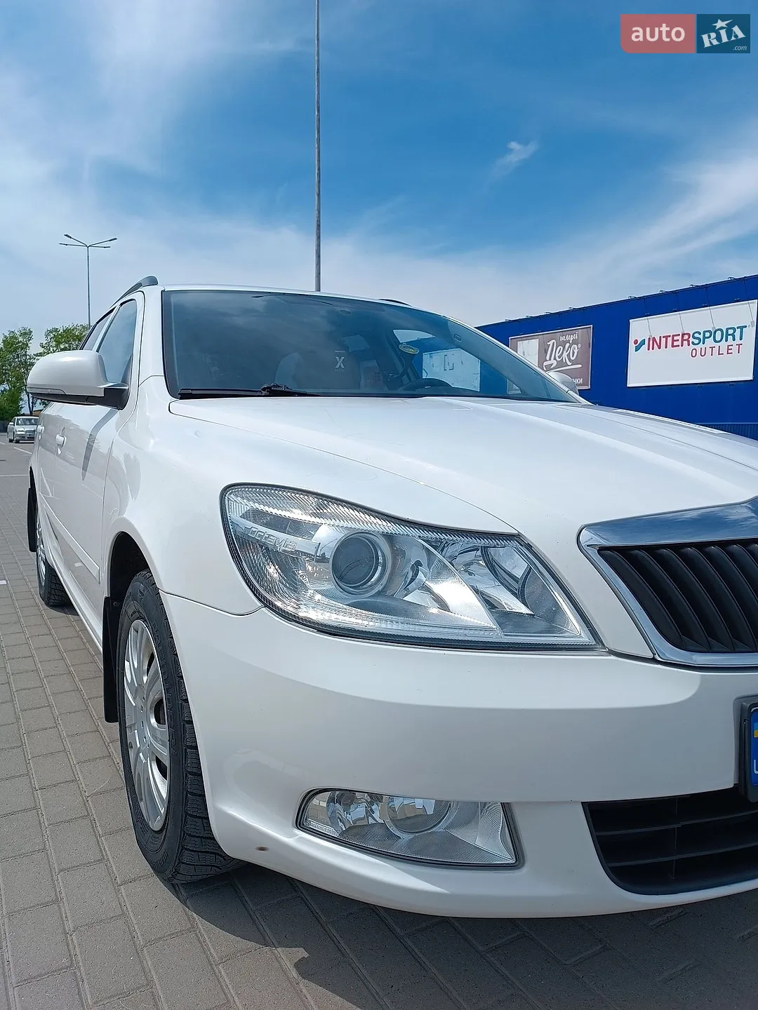 2011 Skoda Octavia - мініатюра 6